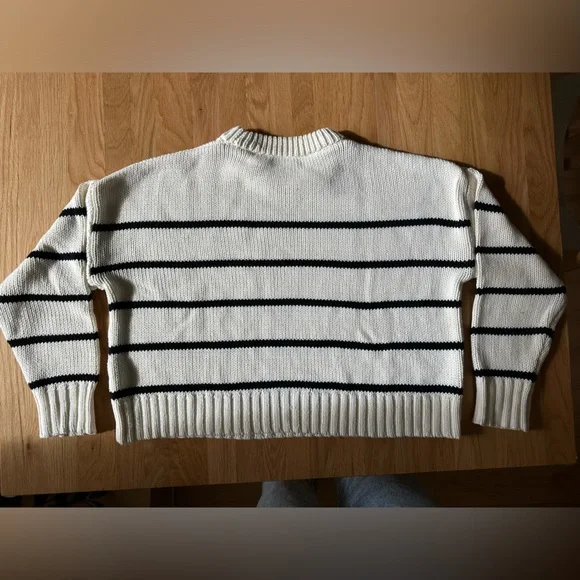 Jenni Kayne Chloe Sweater size small - Picture 5 of 5